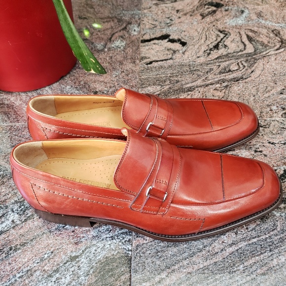 Shoes - Picture 4 of 4